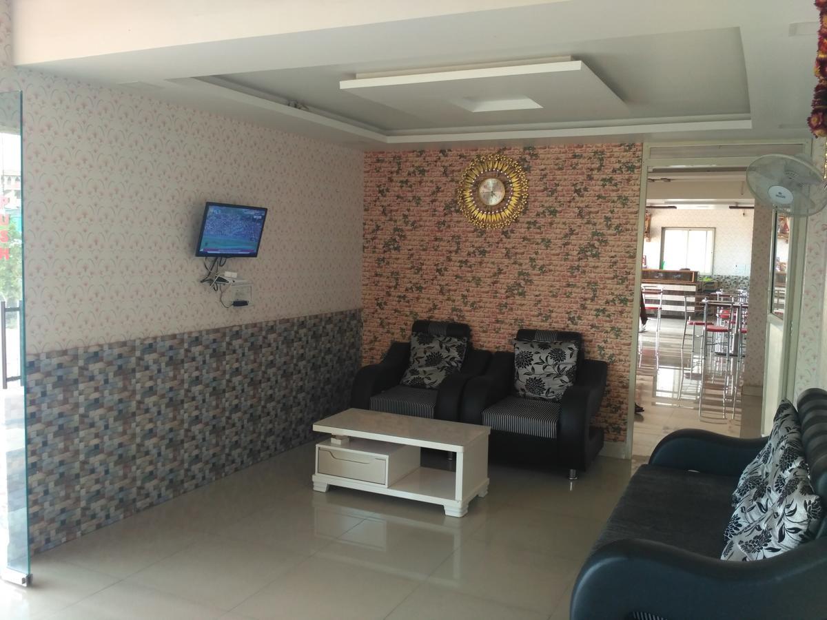 Hotel Morya Garden Ranjangaon Ranjangaon Ganpati Экстерьер фото