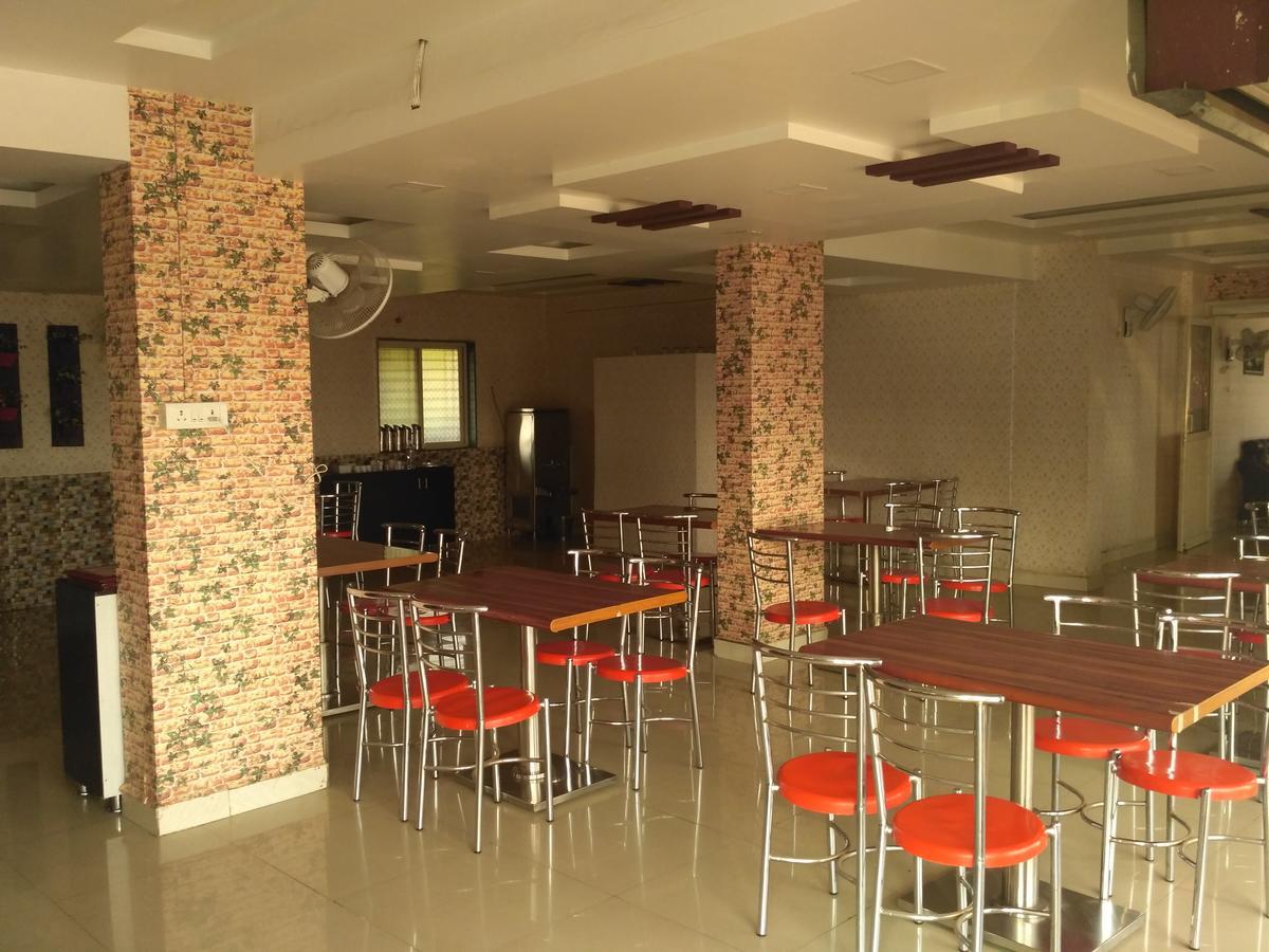 Hotel Morya Garden Ranjangaon Ranjangaon Ganpati Экстерьер фото